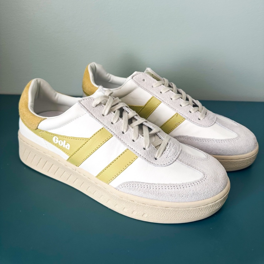 Gola Classics Women's Dropshot Sneakers in White/Lemon size 9